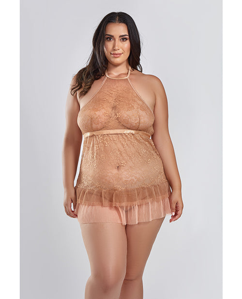 Babydoll de encaje con escote halter en color ámbar con dobladillo de falda de malla plisada en capas y tanga marrón